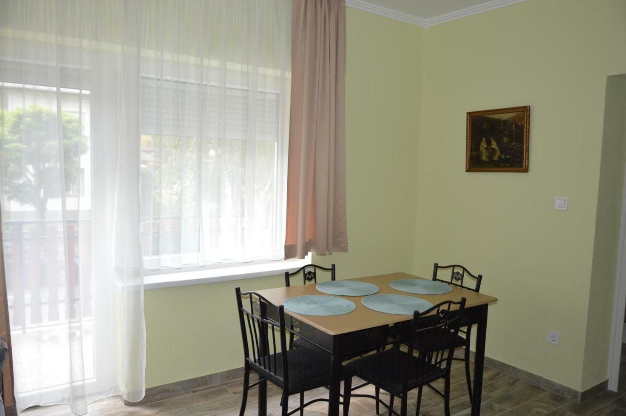 Varga Apartman Hévíz מראה חיצוני תמונה