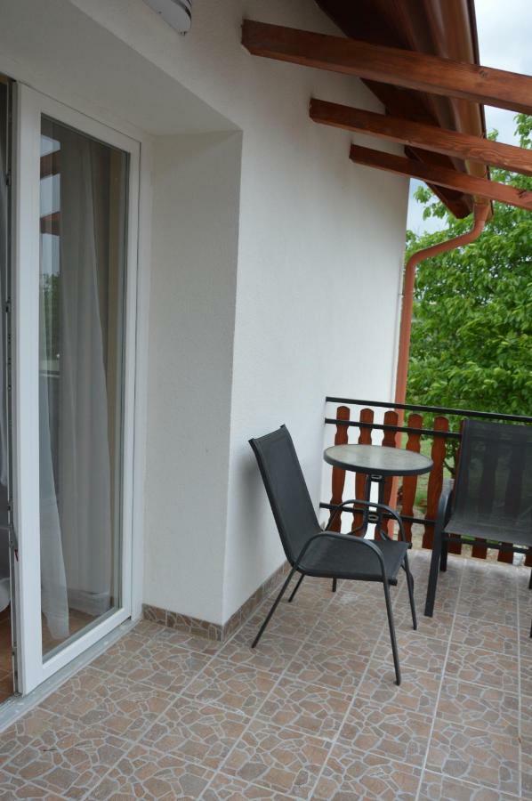 Varga Apartman Hévíz מראה חיצוני תמונה